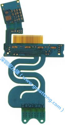 針對需要大幅撓曲應(yīng)用的特殊結(jié)構(gòu)造型，F(xiàn)PCB可進行彈性雷射裁型，讓FPCB材料的撓曲能力更佳。